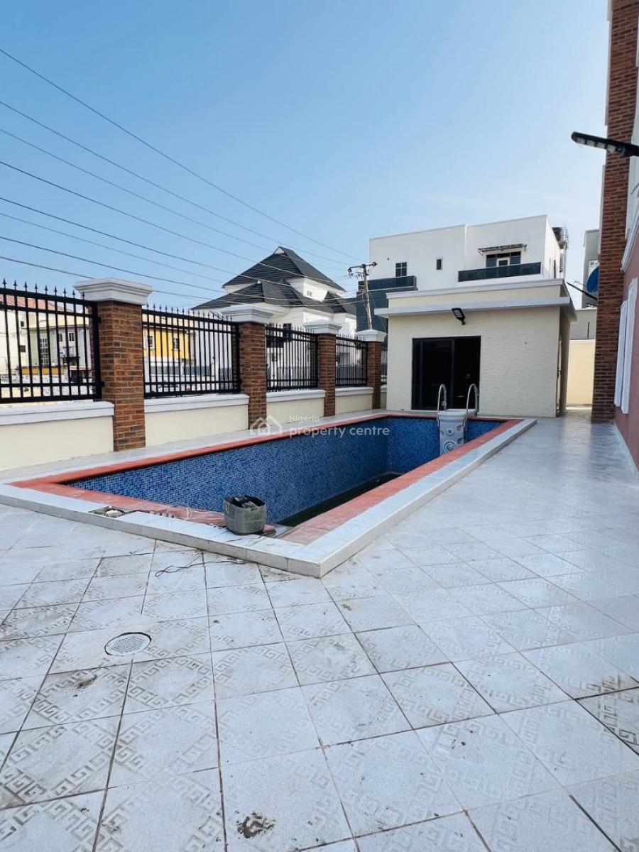 Spacious 4 Bedroom Terrace Duplex + Bq, Great Deal Inside Lekki Phase 1, Lekki Phase 1, Lekki, Lagos, Terraced Duplex for Sale