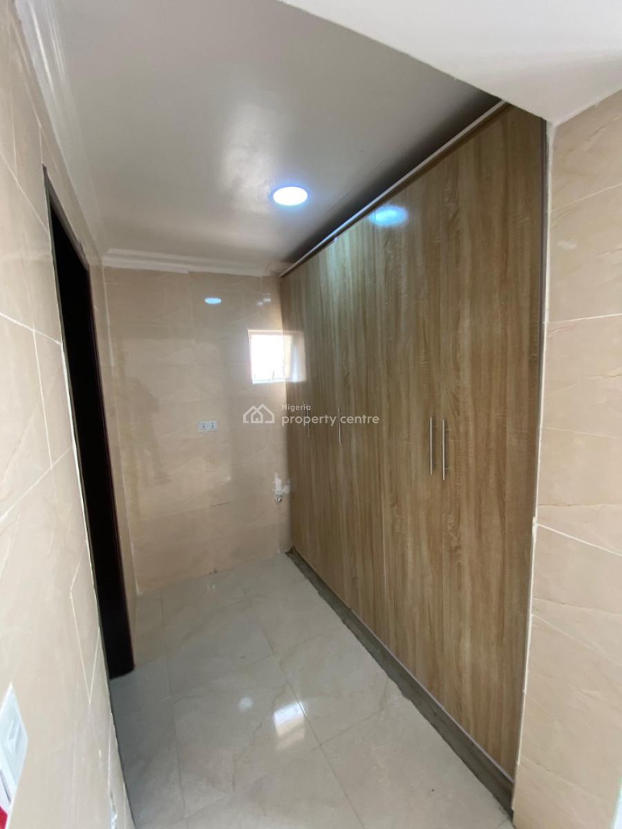 Serviced One (1) Bedroom Mini Flat, Lekki Phase 1, Lekki, Lagos, Mini Flat (room and Parlour) for Rent