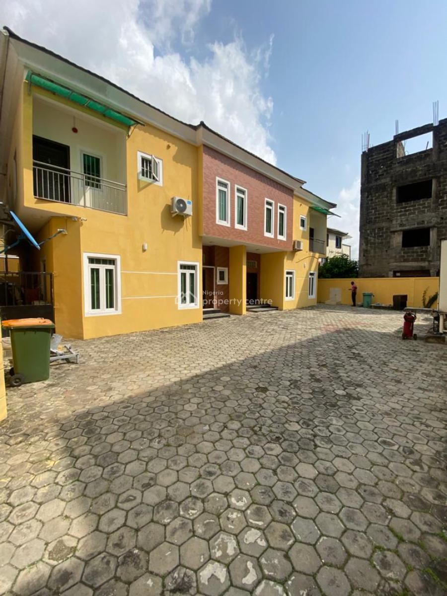 (4) Bedroom Semi Detached Duplex, Lekki Phase 1, Lekki, Lagos, Semi-detached Duplex for Rent