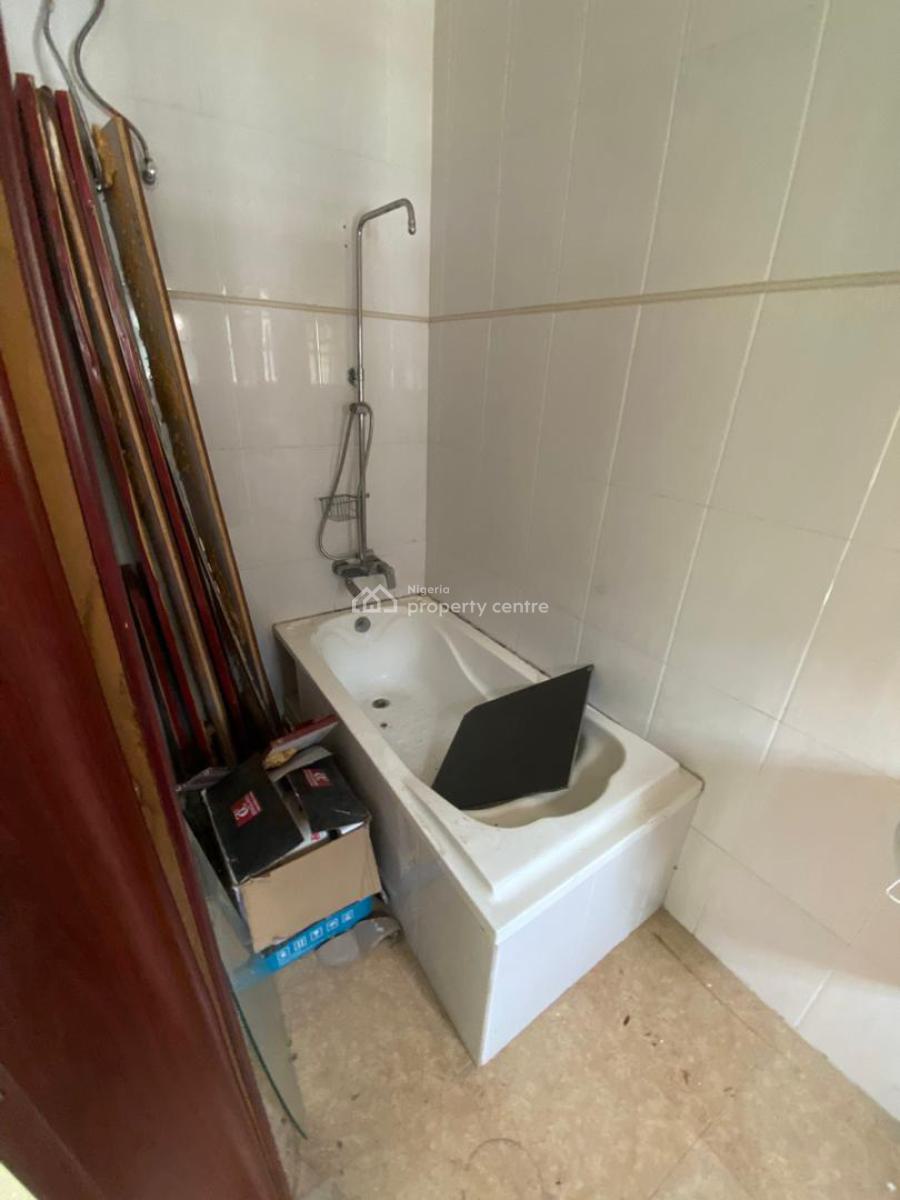 (4) Bedroom Semi Detached Duplex, Lekki Phase 1, Lekki, Lagos, Semi-detached Duplex for Rent