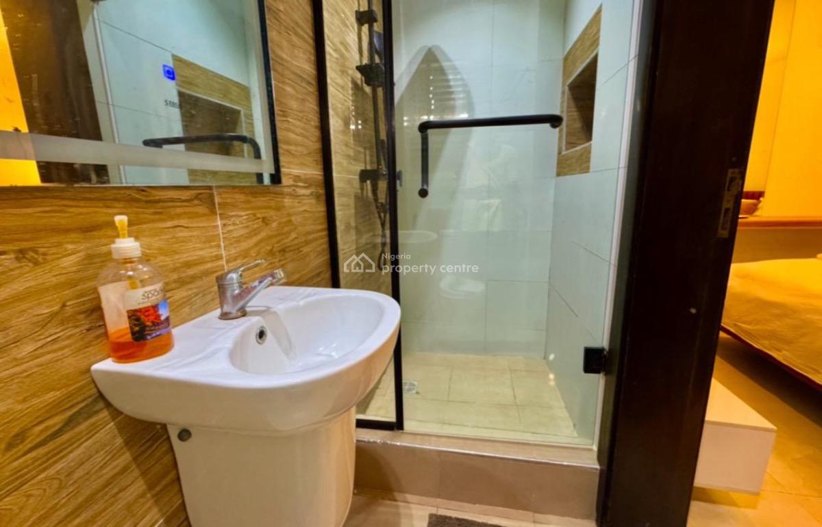 Exquisite 2 Bedroom Apartment, Lekki Phase 1, Lekki Phase 1, Lekki, Lagos, Flat / Apartment Short Let