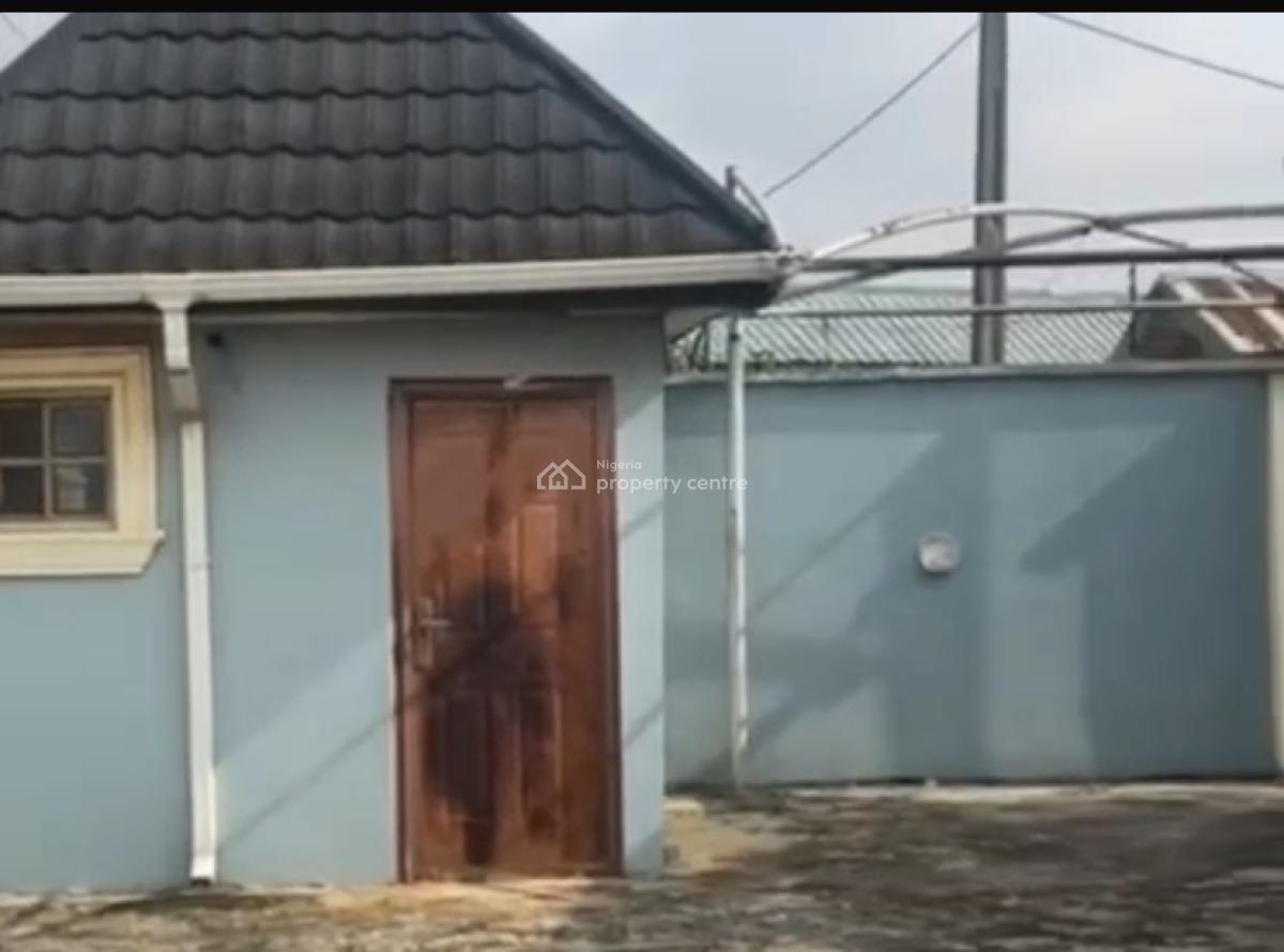 Executive  4 Bedroom Flat - an Exquisite 4 Bedroom Apartment., Ire1, Selewu, Igbogbo, Ikorodu, Lagos, Detached Bungalow for Sale