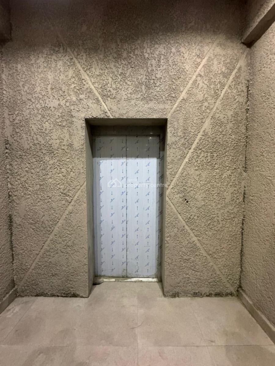 Exquisitely Detailed 2 and 3 Bedroom Luxury Styled Apartments with 2 S, Lekki, Lekki Phase 1, Lekki, Lagos, Block of Flats for Sale