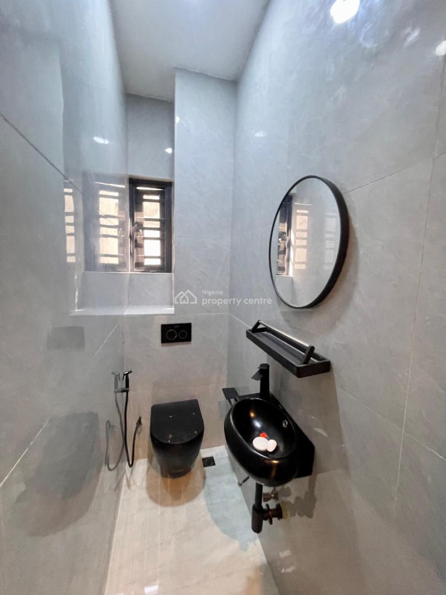 Perfect for Shortl Et 2 Bedroom Apartment for Sal Elocation: Ikate, Ikate, Ikate, Lekki, Lagos, Block of Flats for Sale