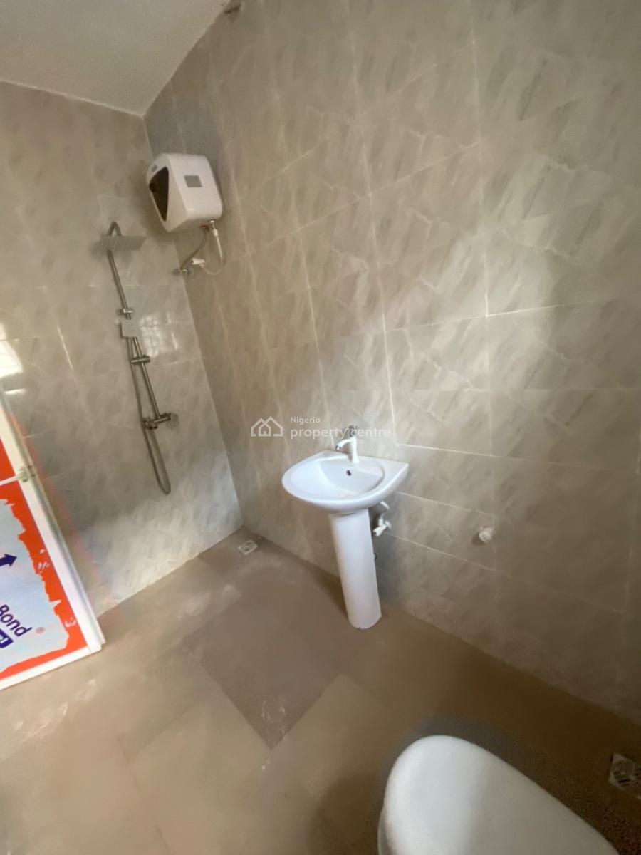 Spacious 3 Bedroom Apartment Upstairs 2 Tenants, Thera Peace Estate Sangotedo, Ajah, Lagos, Flat / Apartment for Rent