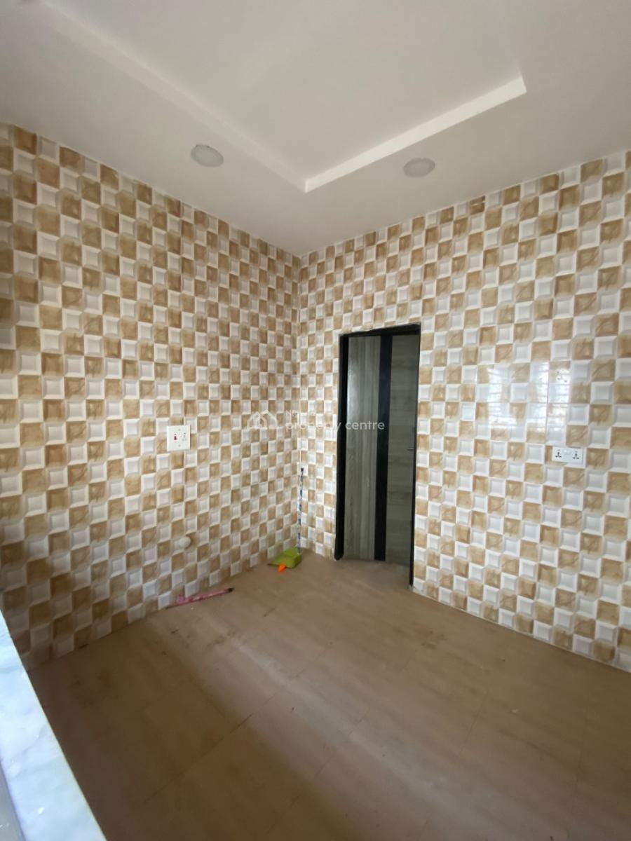 Spacious 3 Bedroom Apartment Upstairs 2 Tenants, Thera Peace Estate Sangotedo, Ajah, Lagos, Flat / Apartment for Rent