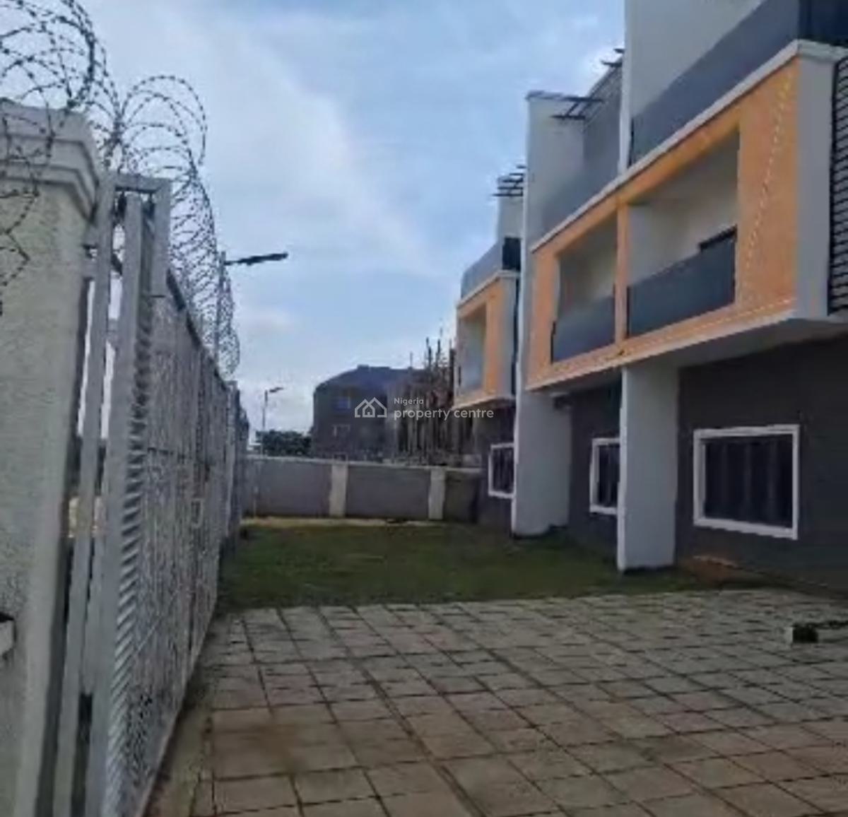 5bedroom Advanced Carcass in Lifecamp, Life Camp, Abuja, Terraced Duplex for Sale