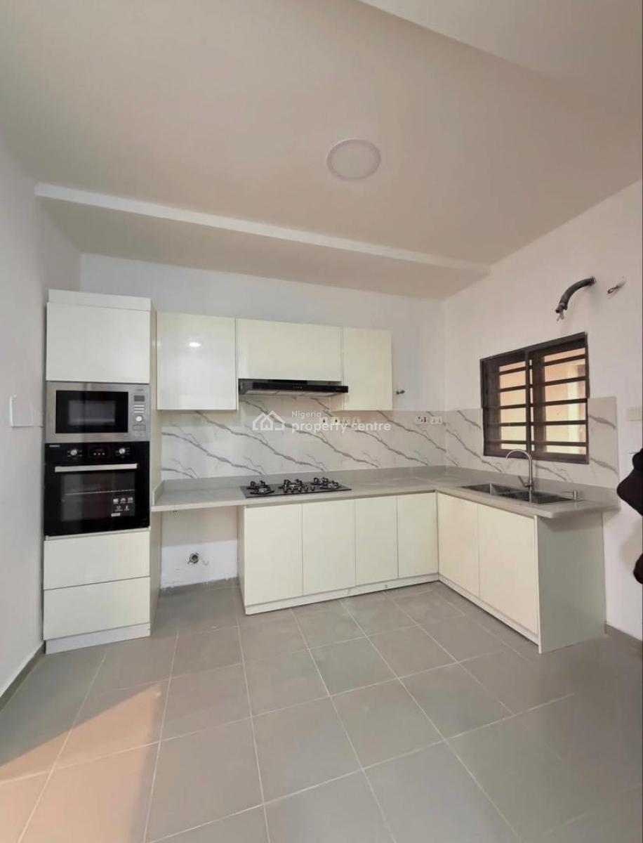 Luxury 3 Bedroom with Bq, Lekki Phase 1, Lekki, Lagos, Flat / Apartment for Sale