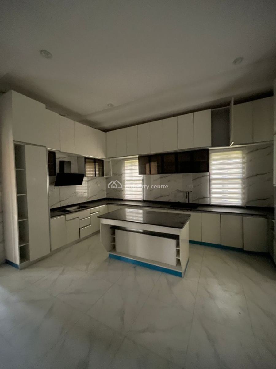 5 Bedroom Duplex with 5 Aside Futsal Pitch, Unguwan Rimi Gra, Kaduna North, Kaduna, Detached Duplex for Sale