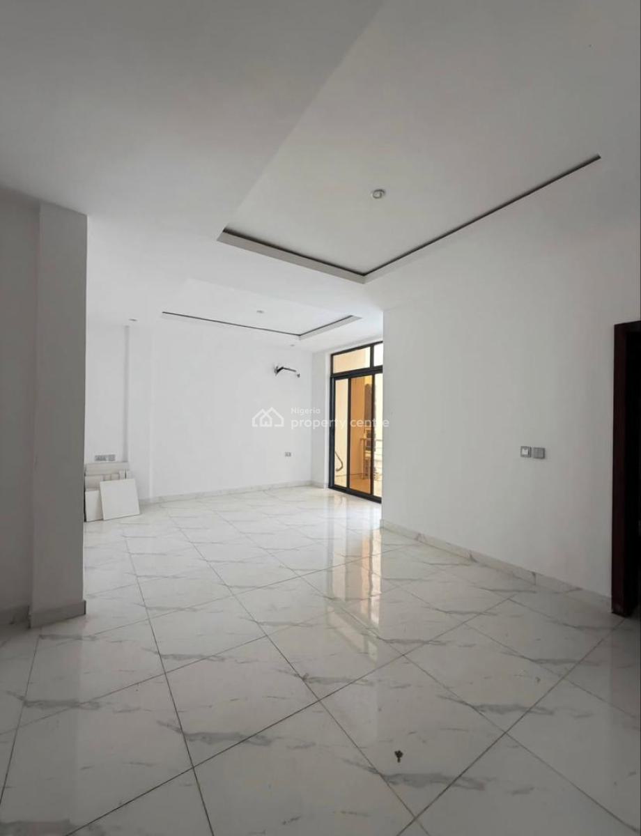 Lovely 2 Bedroom, Off Freedom Way, Lekki, Lagos, Flat / Apartment for Sale