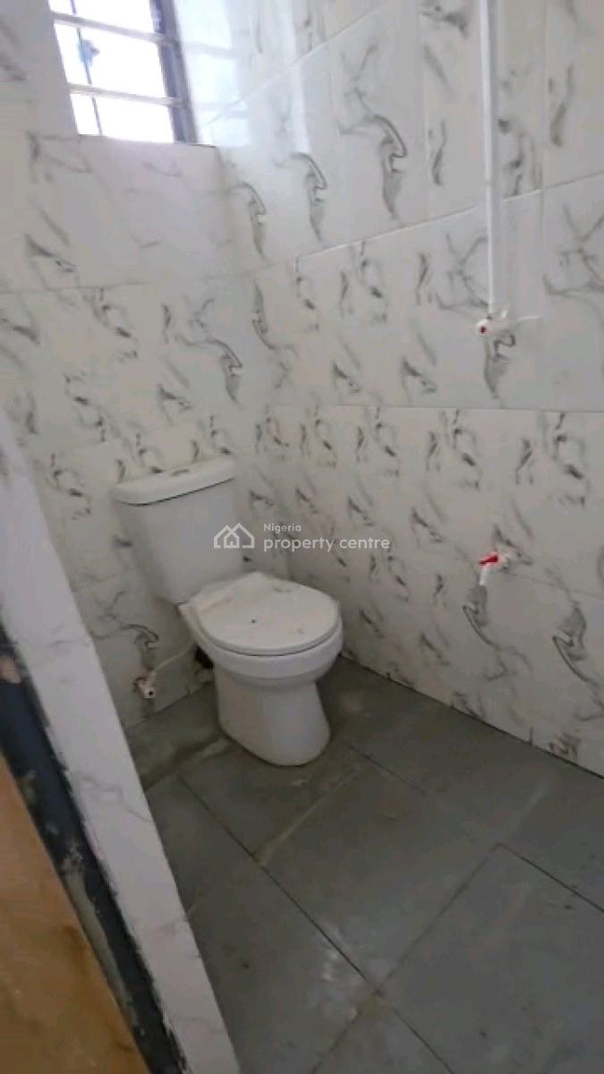 Newly Built, Spacious and Standard  Two Bedroom Flat, Onipanu, Shomolu, Lagos, Flat / Apartment for Rent