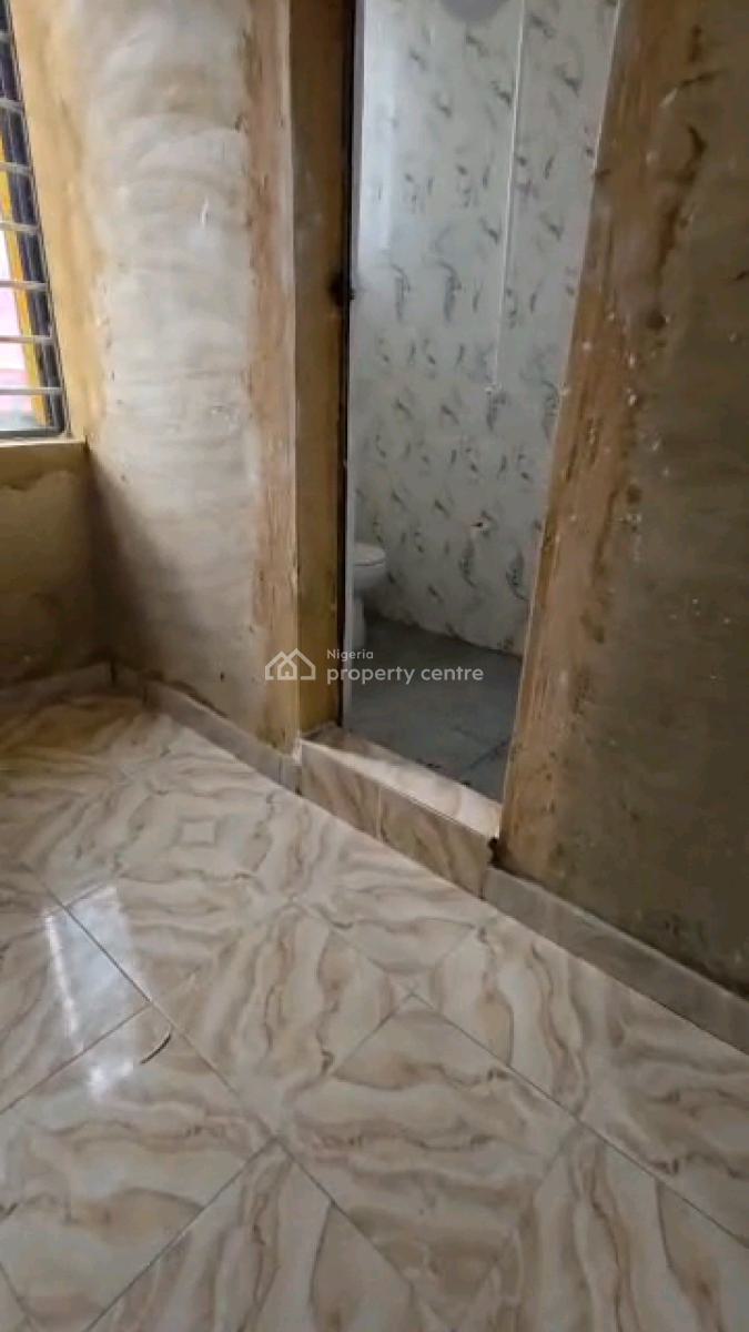 Newly Built, Spacious and Standard  Two Bedroom Flat, Onipanu, Shomolu, Lagos, Flat / Apartment for Rent