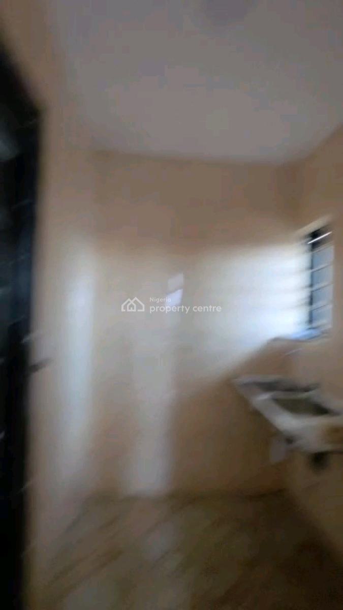 Newly Built, Spacious and Standard  3 Bedroom Flat, Onipanu, Shomolu, Lagos, Flat / Apartment for Rent