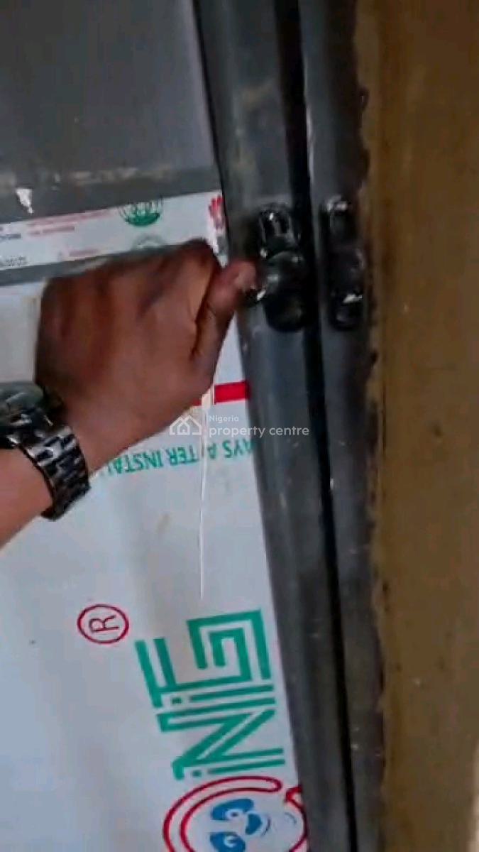 Newly Built, Spacious and Standard  3 Bedroom Flat, Onipanu, Shomolu, Lagos, Flat / Apartment for Rent