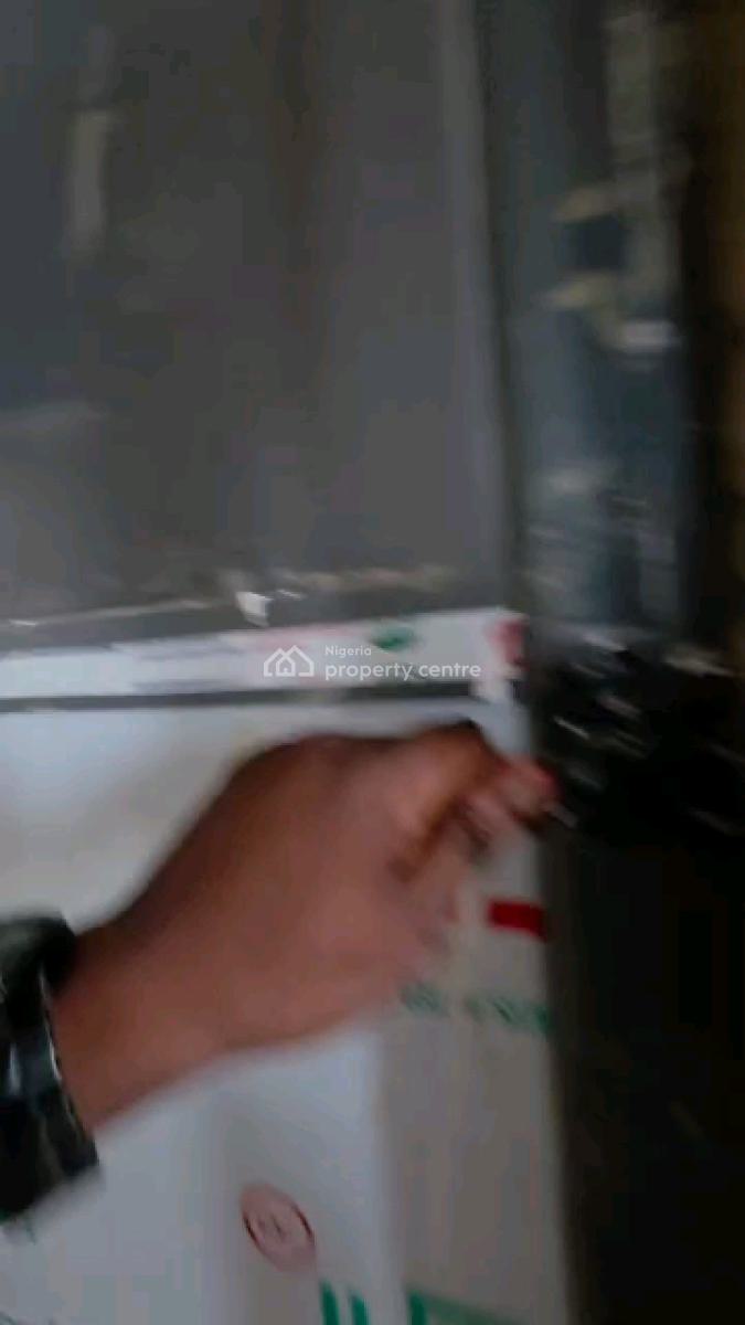 Newly Built, Spacious and Standard  3 Bedroom Flat, Onipanu, Shomolu, Lagos, Flat / Apartment for Rent