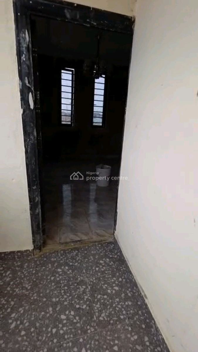 Newly Built, Spacious and Standard 3 Bedroom Flat in a Secured, Onipanu, Shomolu, Lagos, Flat / Apartment for Rent
