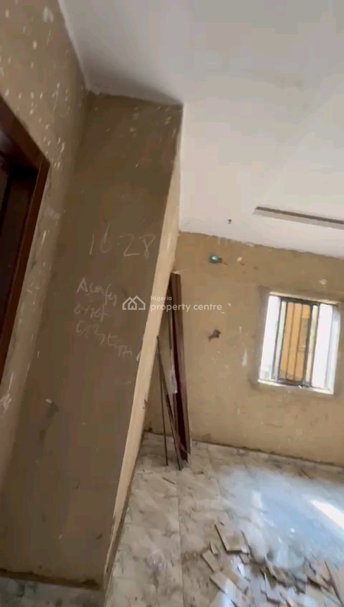 a Newly Built and Standard 1 Bedroom Apartment, Upstairs, Off Pedro Road, Shomolu, Lagos, Mini Flat (room and Parlour) for Rent