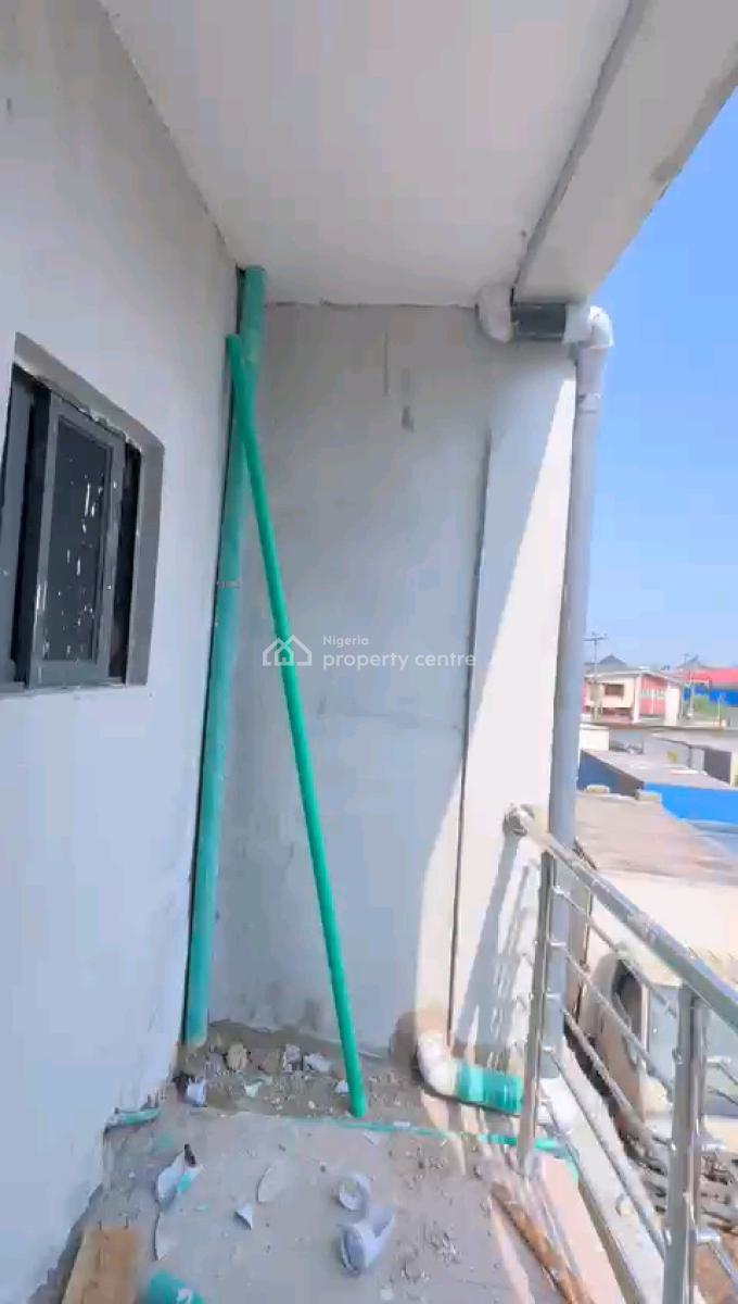 a Newly Built and Standard 1 Bedroom Apartment, Upstairs, Off Pedro Road, Shomolu, Lagos, Mini Flat (room and Parlour) for Rent