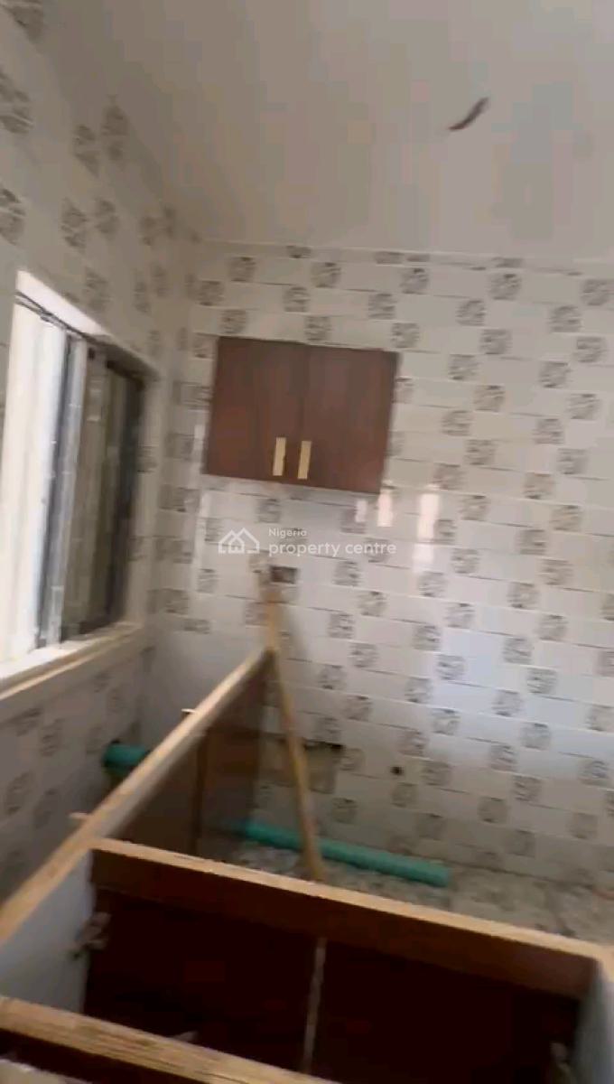 a Newly Built and Standard 1 Bedroom Apartment, Upstairs, Off Pedro Road, Shomolu, Lagos, Mini Flat (room and Parlour) for Rent