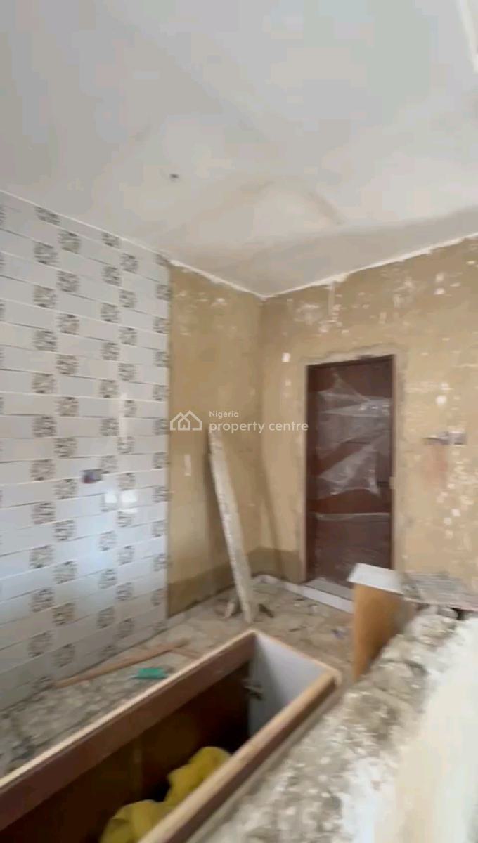 a Newly Built and Standard 1 Bedroom Apartment, Upstairs, Off Pedro Road, Shomolu, Lagos, Mini Flat (room and Parlour) for Rent