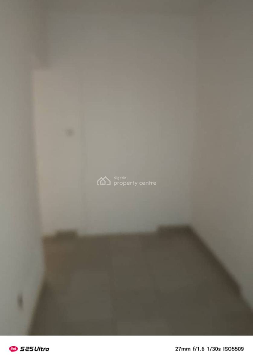 Room and Palour Self Contained, Alpha Beach Road ( New Road ), Lekki, Lagos, Mini Flat (room and Parlour) for Rent