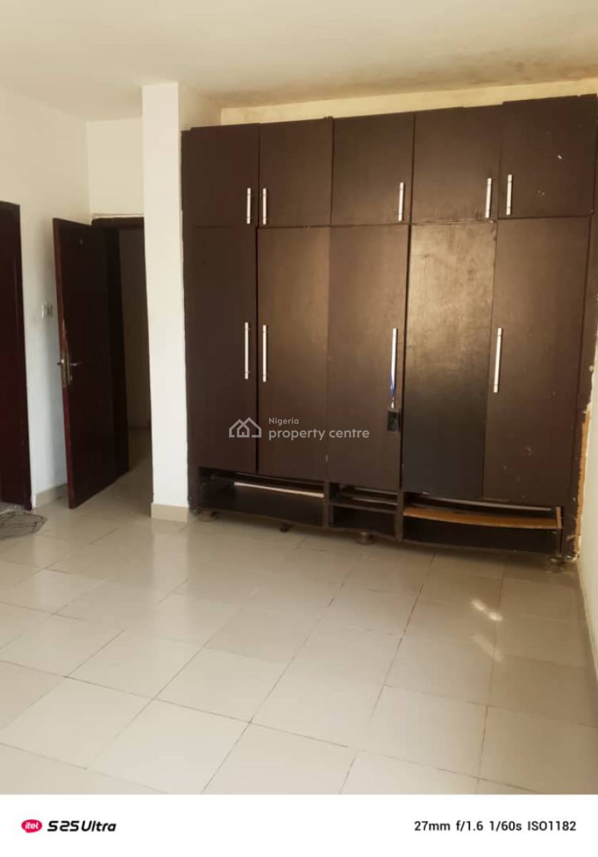 Room and Palour Self Contained, Alpha Beach Road ( New Road ), Lekki, Lagos, Mini Flat (room and Parlour) for Rent