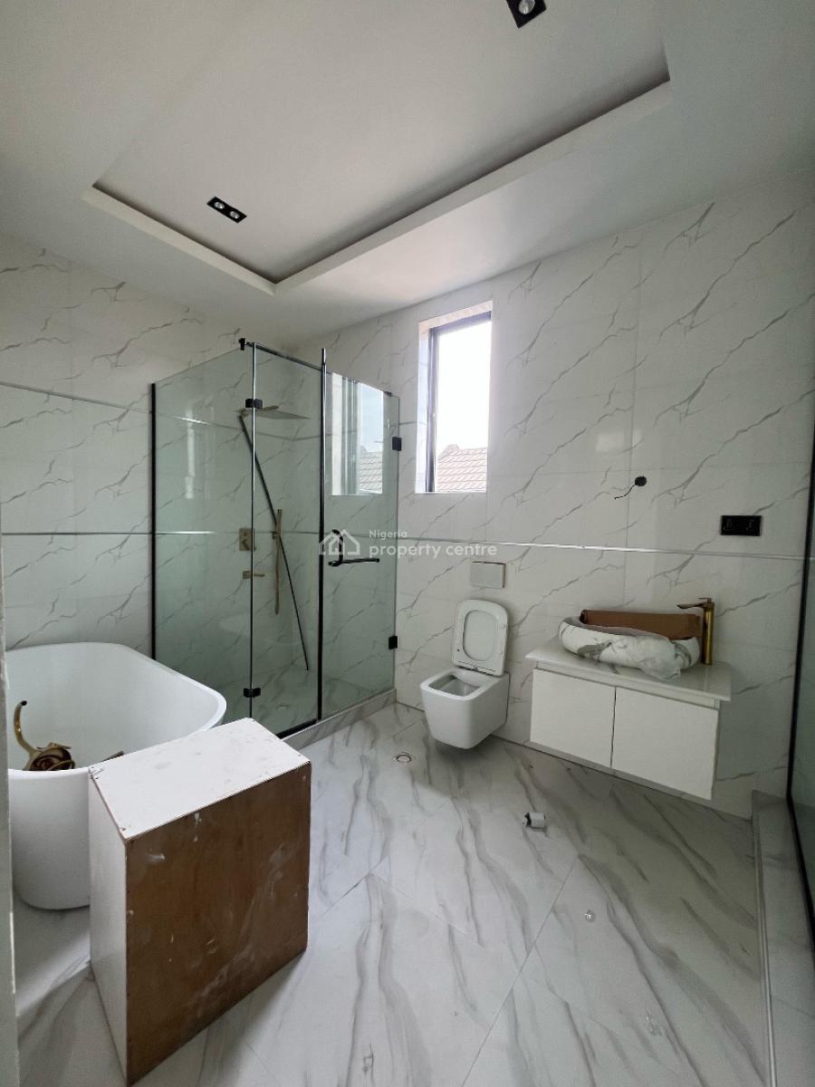 Tastefully Built  Five  Bedroom Detached with Bq,pool, Gym and Cinema, Ologolo, Lekki, Lagos, Detached Duplex for Sale