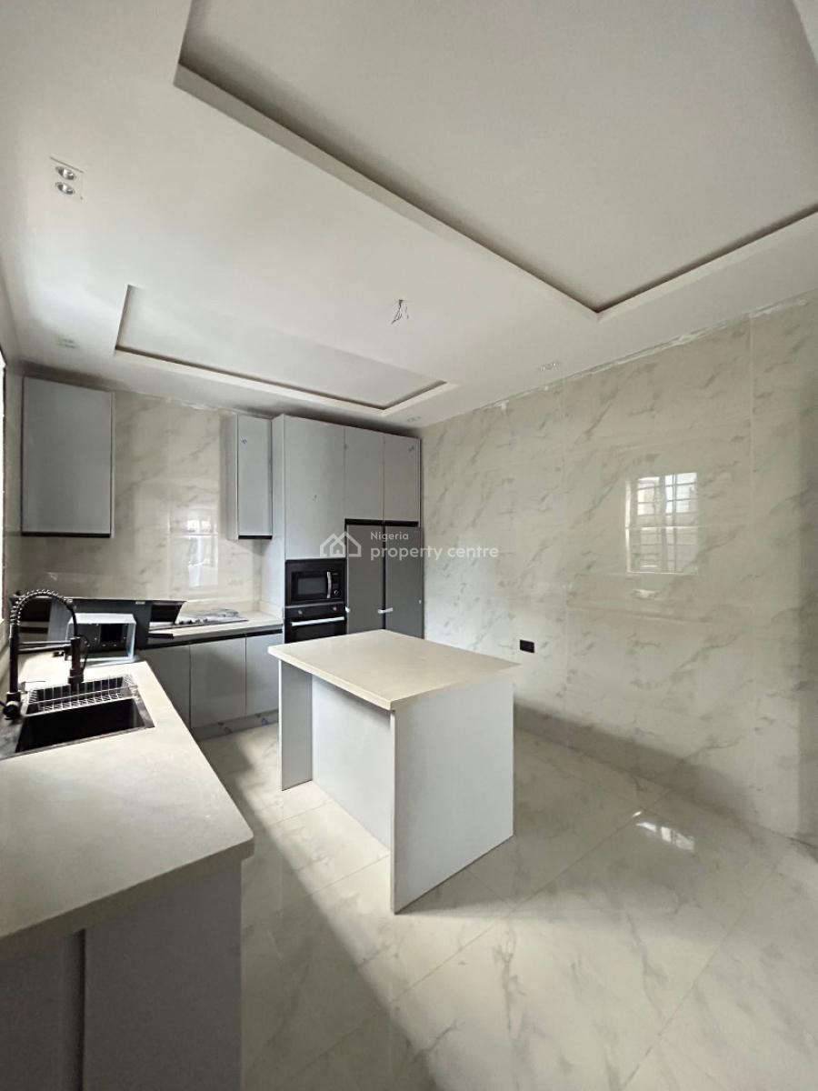 Exquisitely Built 5 Bedroom Fully Detached with Bq, Ologolo, Lekki, Lagos, Detached Duplex for Sale