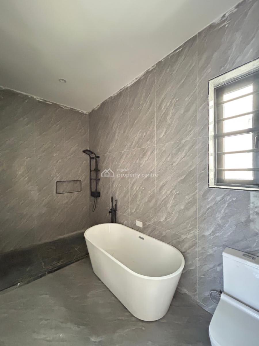 Exquisitely Built 5 Bedroom Fully Detached with Bq, Ologolo, Lekki, Lagos, Detached Duplex for Sale
