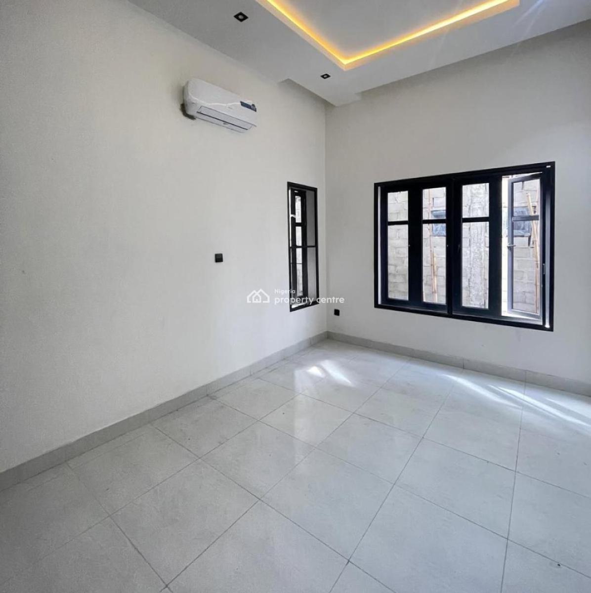 Brand New 2 Bedroom Apartment with Bq., Lekki Phase 1, Lekki, Lagos, Flat / Apartment for Rent