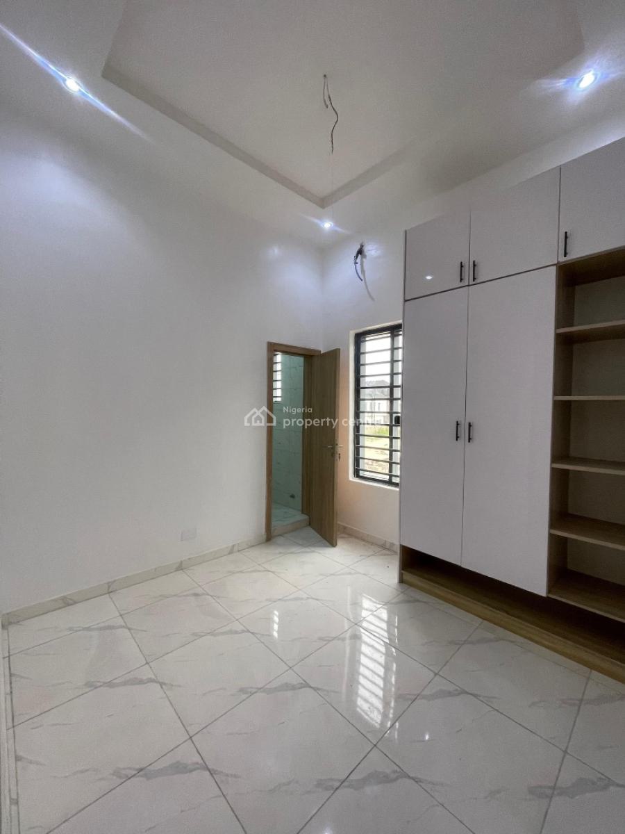 4bedroom Semi Detached Duplex with a Bq  Location:, Osapa, Lekki, Lagos, Semi-detached Duplex for Rent