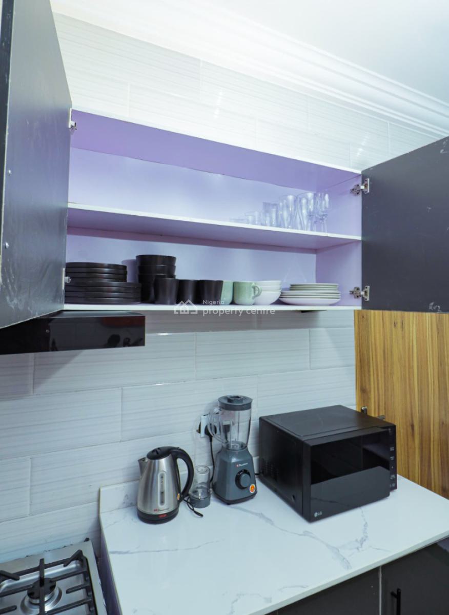 Luxurious 4-bedroom Penthouse with Pool, Snooker & Gym, Bourdilon, Ikoyi, Lagos, Flat / Apartment Short Let