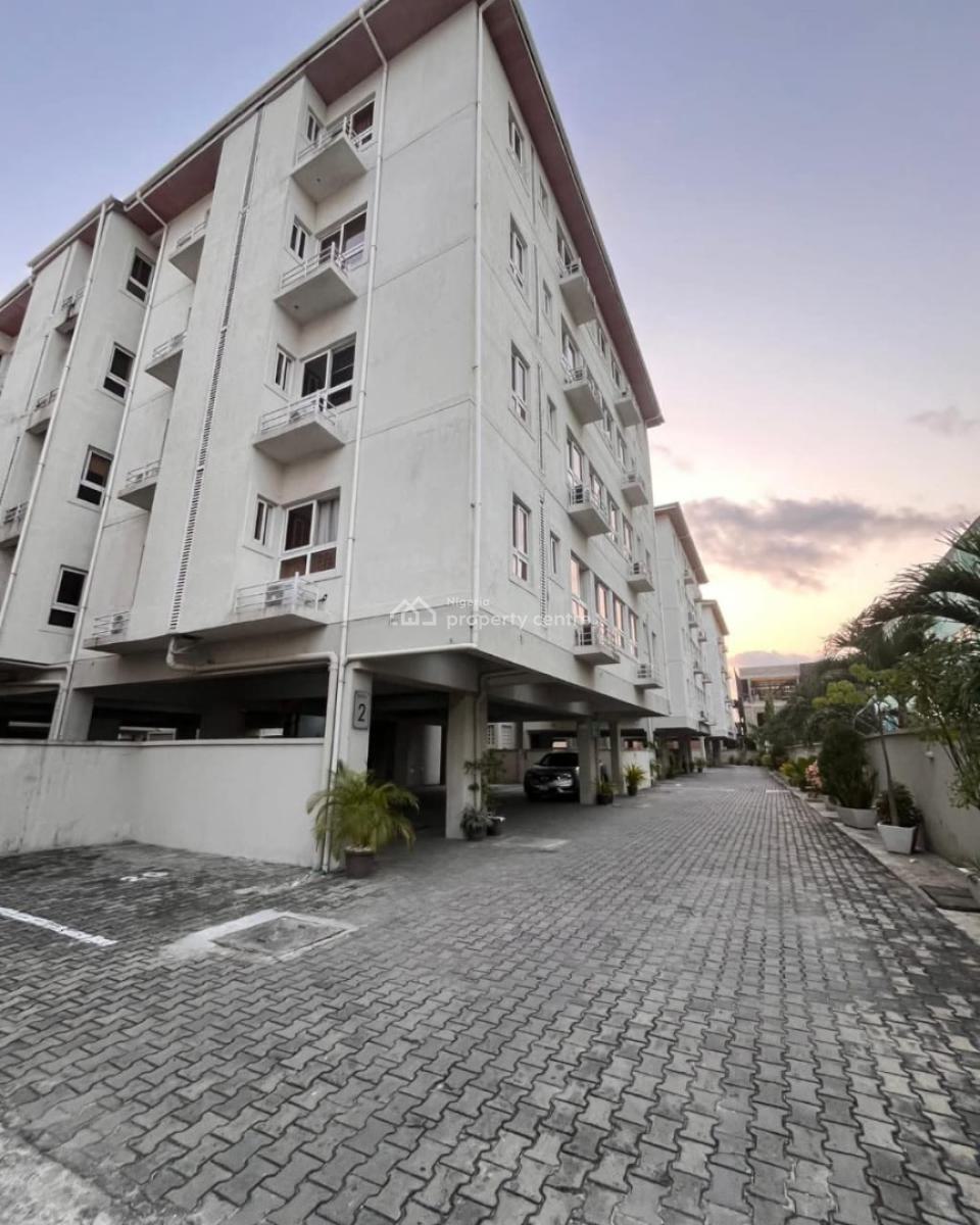 Spacious 4 Bedrooms Apartment, Old Ikoyi, Ikoyi, Lagos, Flat / Apartment for Sale
