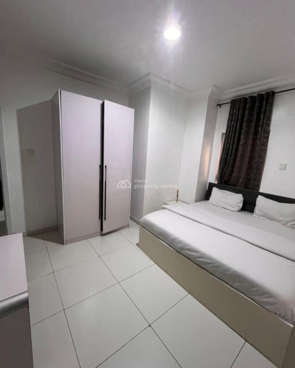 Spacious 4 Bedrooms Apartment, Old Ikoyi, Ikoyi, Lagos, Flat / Apartment for Sale