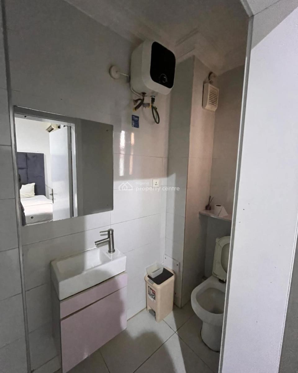 Spacious 4 Bedrooms Apartment, Old Ikoyi, Ikoyi, Lagos, Flat / Apartment for Sale