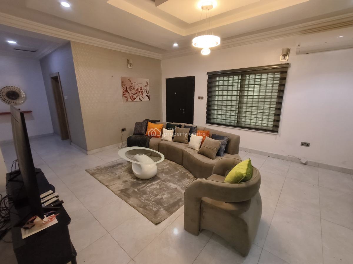 Exquisite 2 Bedroom Apartment, Lekki Phase 1, Lekki, Lagos, Flat / Apartment Short Let