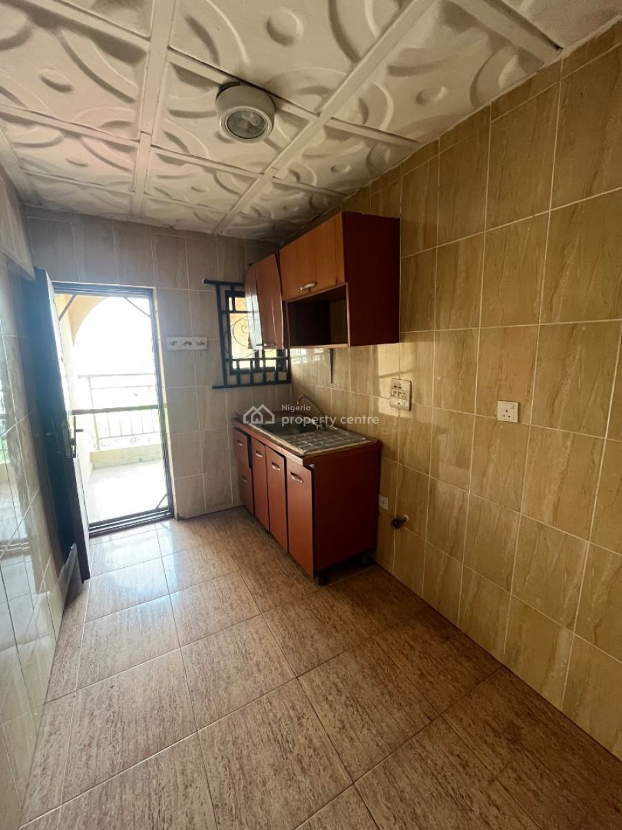 Standard Mini Flat Available, Lekki Phase 1, Lekki, Lagos, Mini Flat (room and Parlour) for Rent