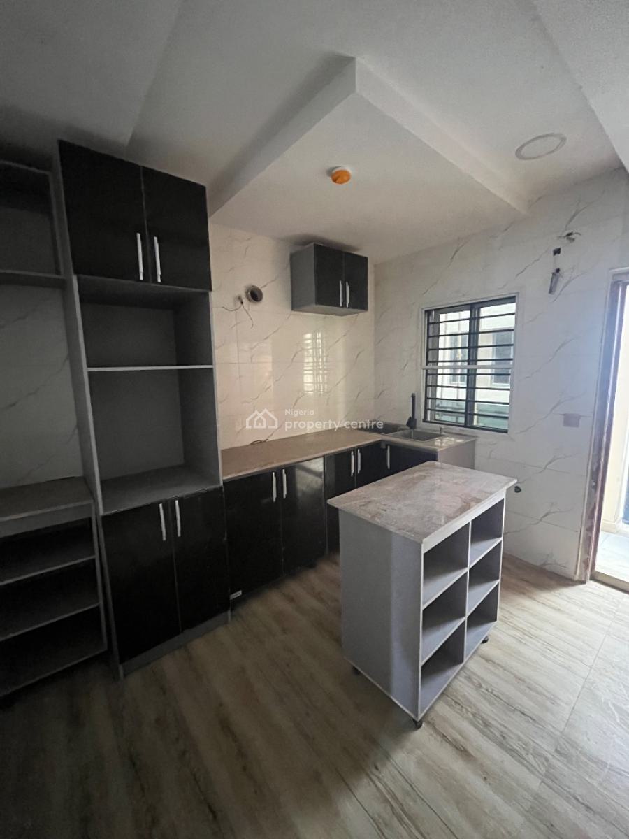Luxury 2 Bedroom Apartment + Bq Available, Lekki Phase 1, Lekki, Lagos, Flat / Apartment for Rent