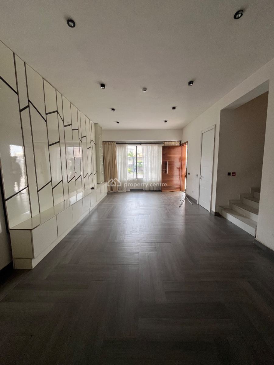 Standard 4 Bedroom Terrace Duplex Available, Lekki Phase 1, Lekki, Lagos, Terraced Duplex for Rent