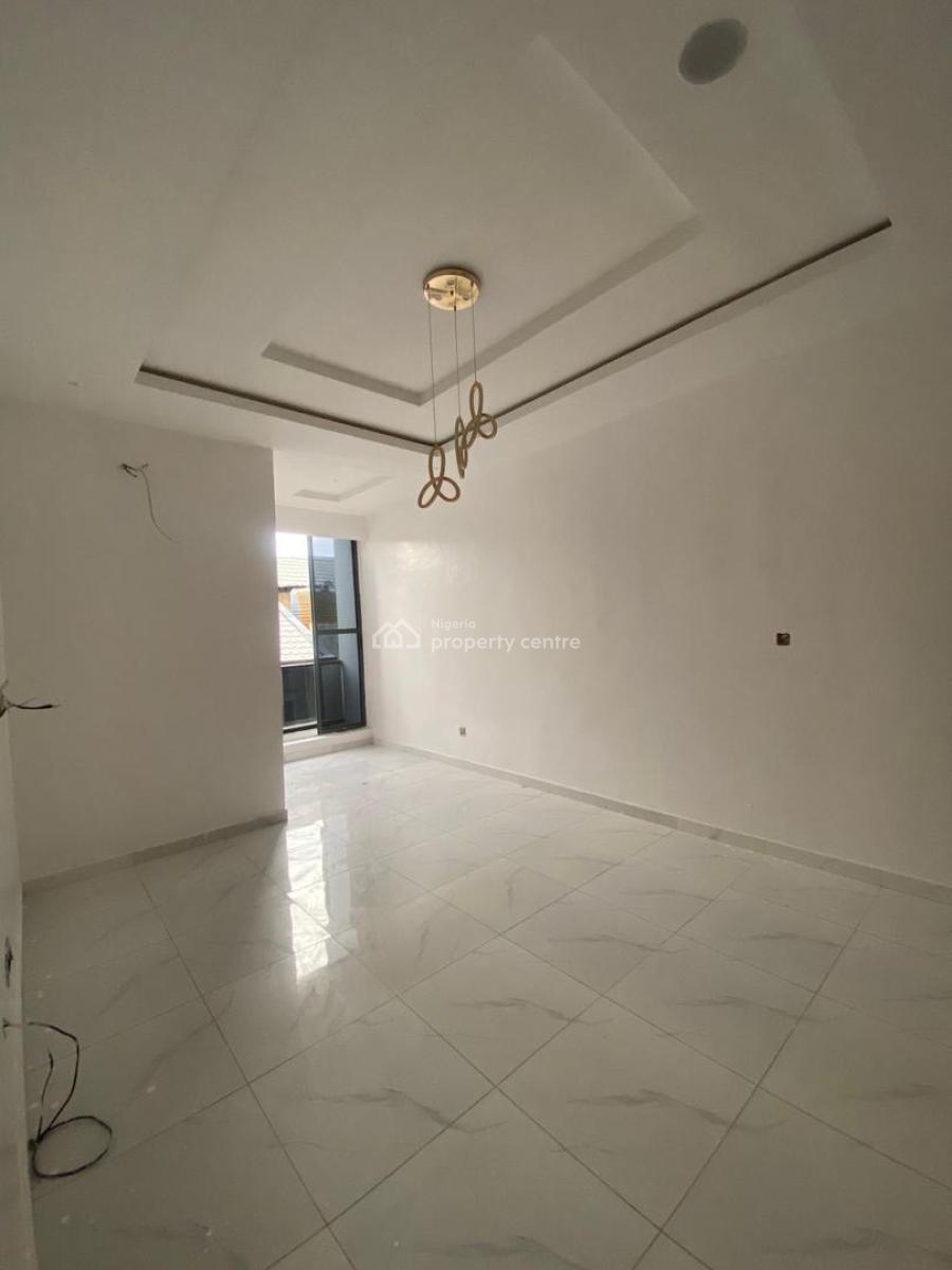 2 Bedroom Apartment, Ologolo, Lekki, Lagos, Flat / Apartment for Sale