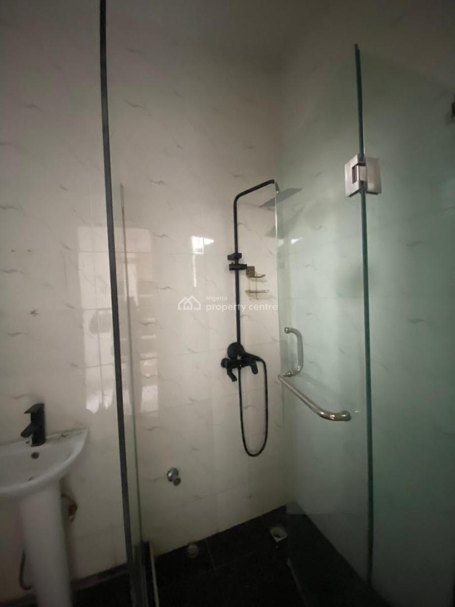 2 Bedroom Apartment, Ologolo, Lekki, Lagos, Flat / Apartment for Sale