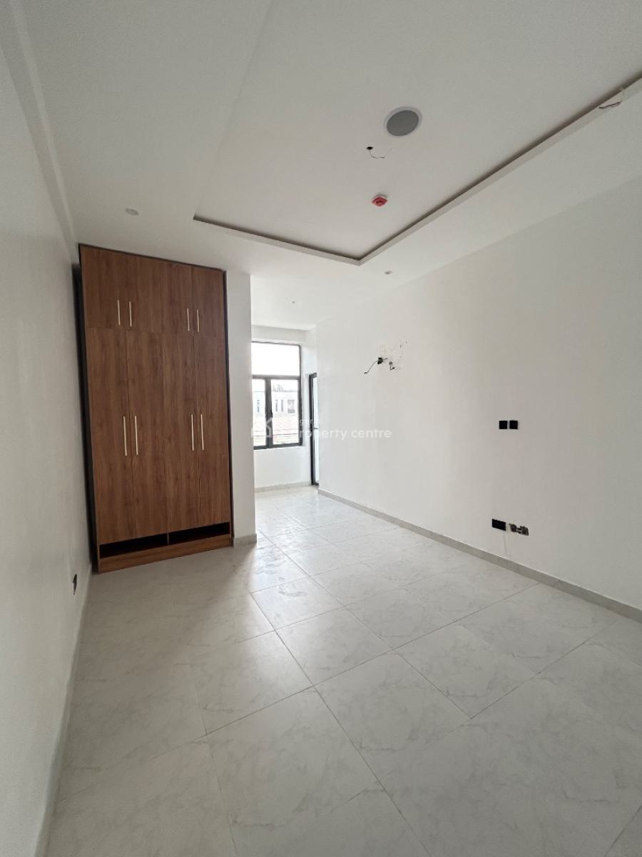 2 Bedroom Apartment, Lekki Phase 1, Lekki, Lagos, Flat / Apartment for Rent