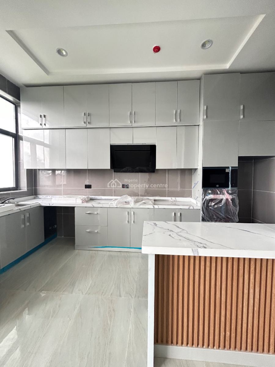 2 Bedroom Apartment, Lekki Phase 1, Lekki, Lagos, Flat / Apartment for Rent