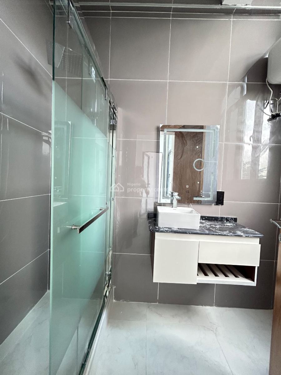 2 Bedroom Apartment, Lekki Phase 1, Lekki, Lagos, Flat / Apartment for Rent