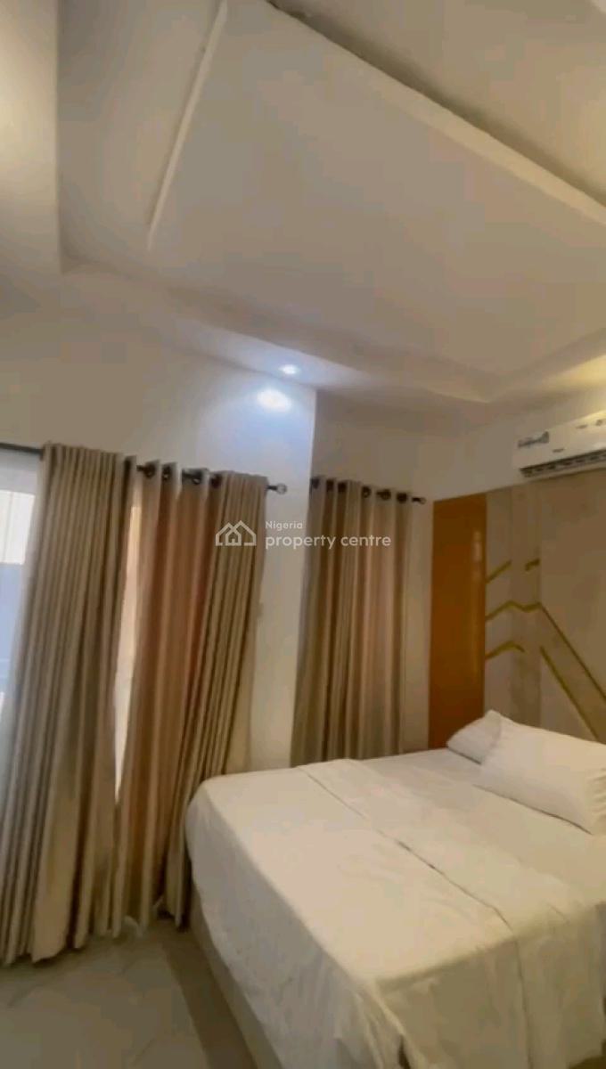 2 No of Decent Mini Duplex All Room En-suite with Guest Toilet, By Pedro Road, Shomolu, Lagos, Detached Duplex for Rent