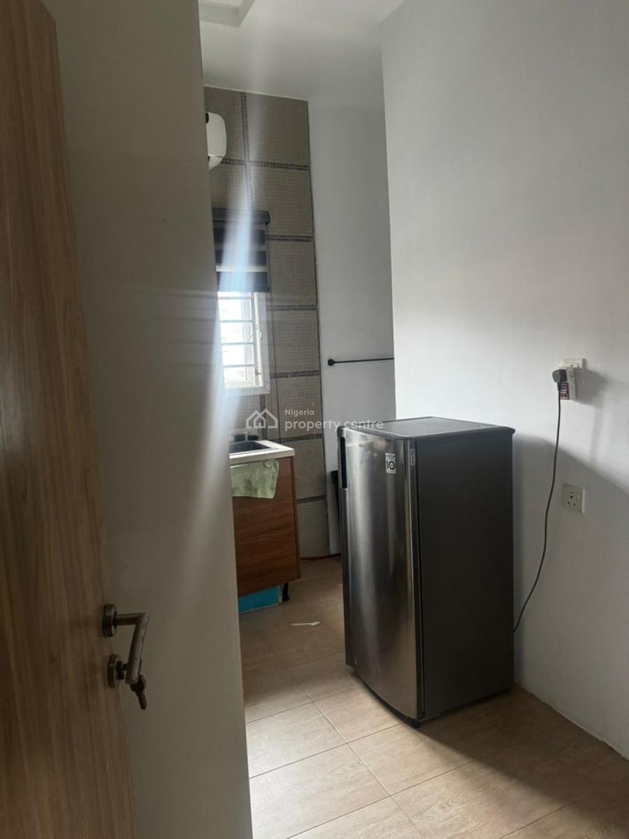 Fully Furnished 2-bedroom Apartment (upstairs), Ologolo, Lekki, Lagos, Flat / Apartment for Rent