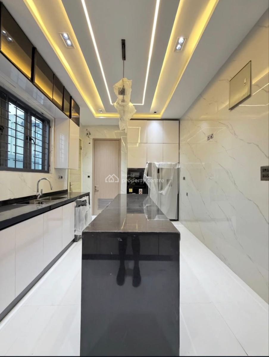 Luxury 5 Bedroom Home with Bq, Lekki Phase 1, Lekki, Lagos, Detached Duplex for Sale