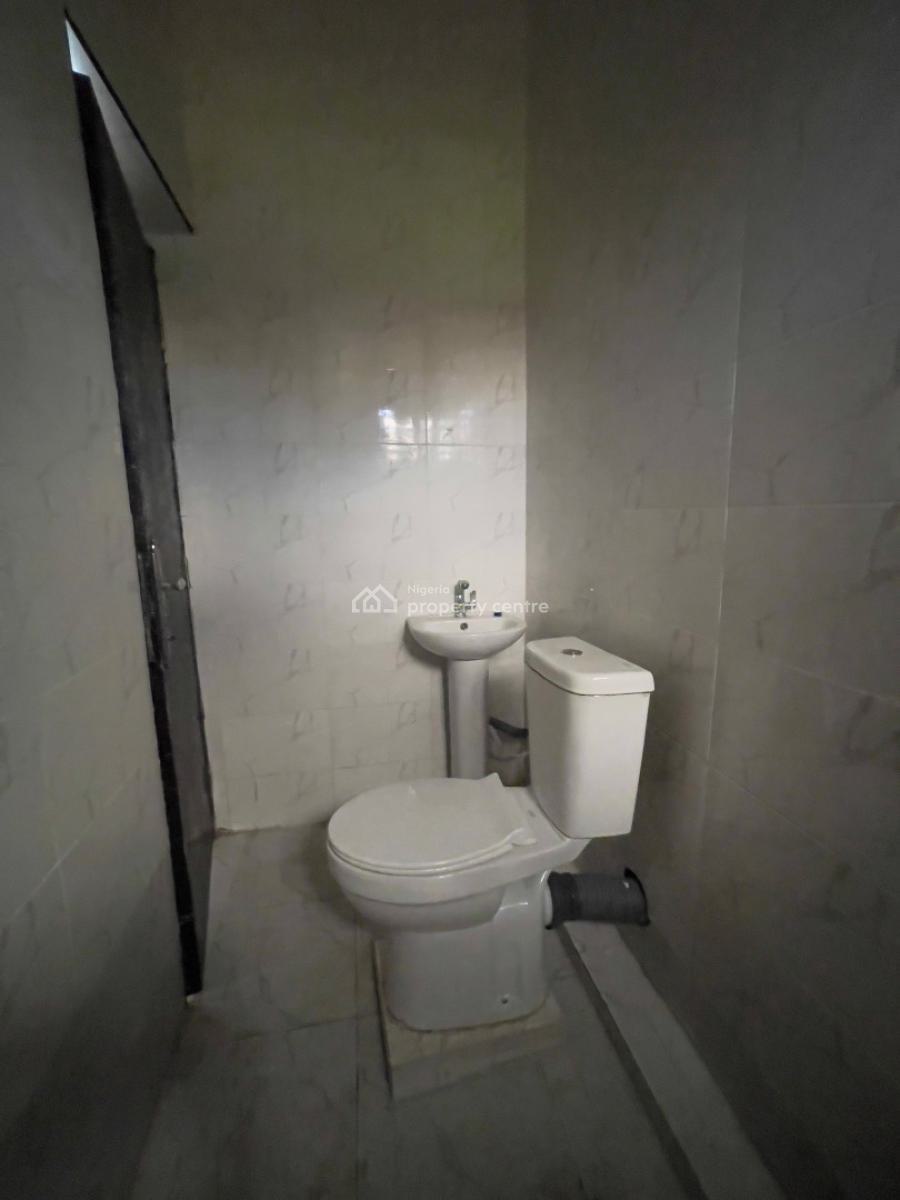 Lovely Finished 1 Bed Apartment, Ajah, Lagos, Flat / Apartment for Sale