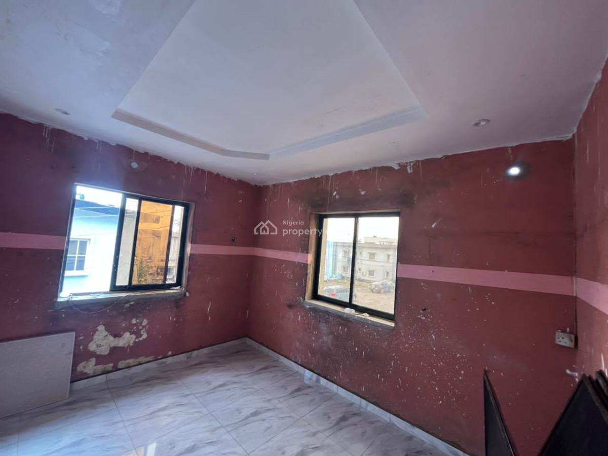 Renovated 4 Bedroom Apartment on The First Floor., Lsdpc Estate, Omole Phase 1, Ikeja, Lagos, Flat / Apartment for Rent