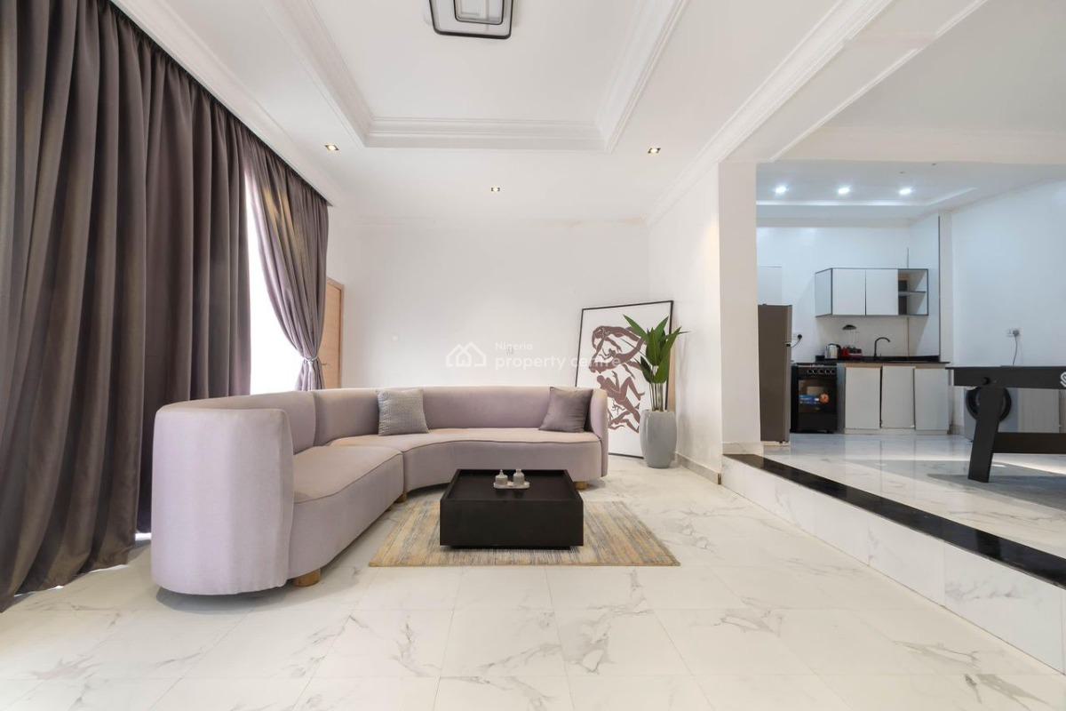 Luxury 1 Bedroom Apartment with Ps5 and Snooker Board, Lekki Phase 1, Lekki, Lagos, Mini Flat (room and Parlour) Short Let